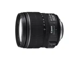 Canon EF-S15-85mm f/3.5-5.6 IS USM High-performance zoom lens