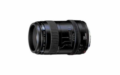 Canon EF135mm f/2.8 telephoto lens equipped with soft-focus function