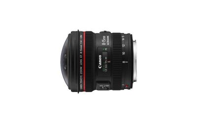 Canon EF8-15mm f/4L Fisheye USM wide range of angle of view