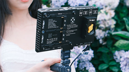 Portkeys HS8 8-Inch Camera Monitor