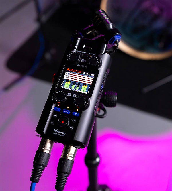 Zoom H5studio Captures Up to Six Tracks